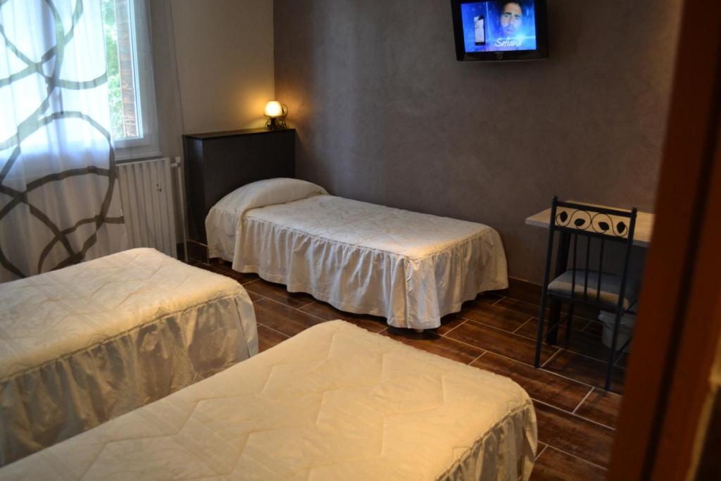 Relais 500 De Vienne Hotel Chonas-lʼAmballan Cameră foto