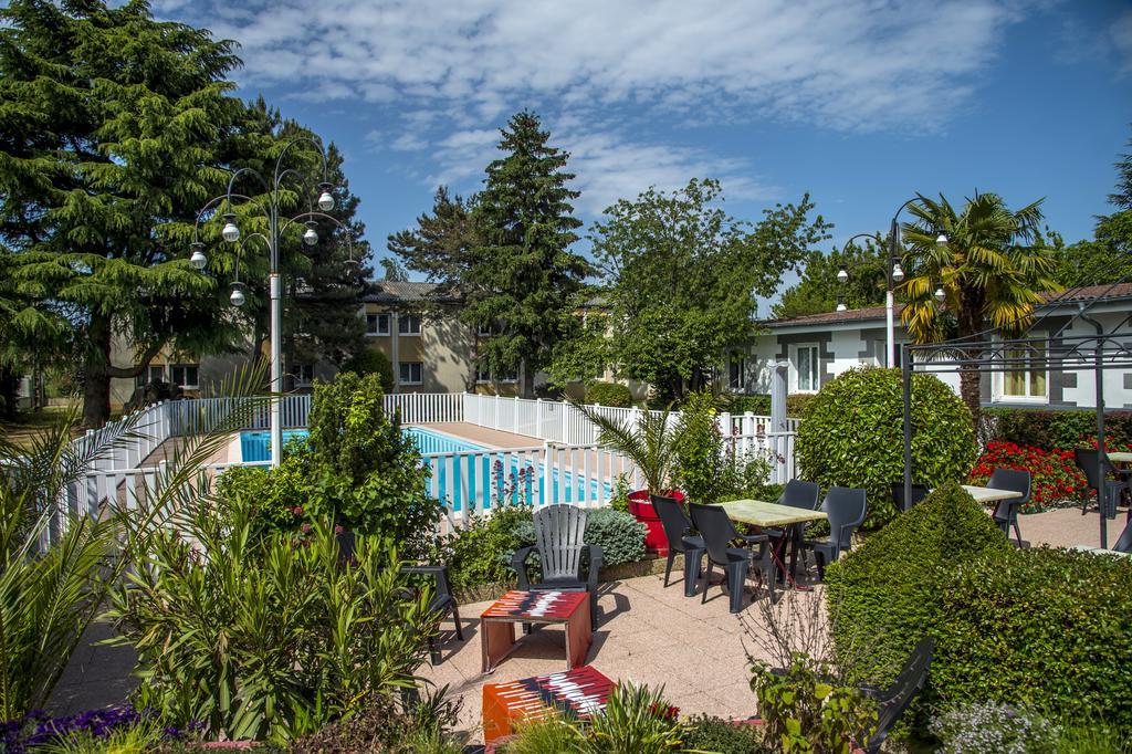 Relais 500 De Vienne Hotel Chonas-lʼAmballan Exterior foto